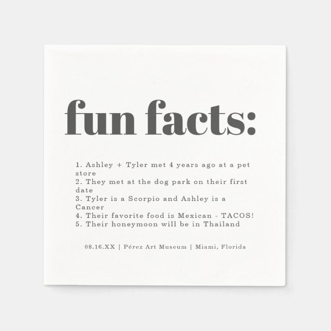 Moderne Minimal-Kohle | Fun Facts Wedding Serviette (Vorderseite)