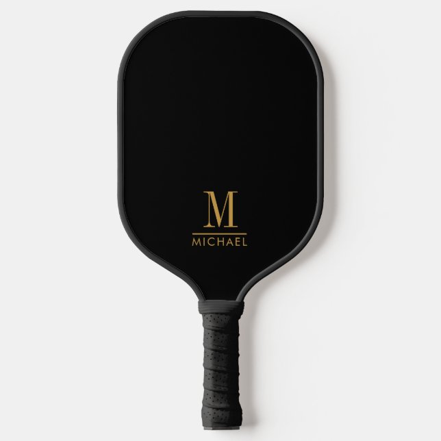 Moderne Minimal Monogram Gold Name Custom Black Pickleball Schläger (Vorderseite)