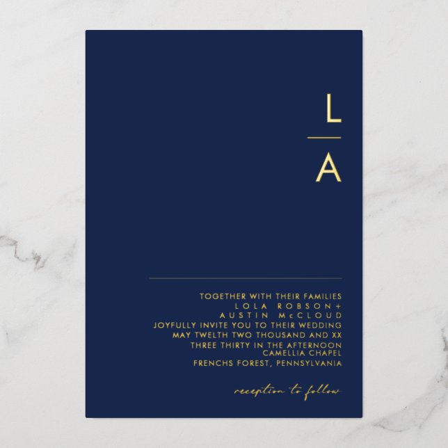 Moderne Minimal Navy und Gold Monogram Hochzeit re Folieneinladung (Vorderseite)