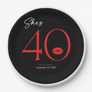 Moderne Minimal Red Lips Sie ist vierzig Geburtsta Pappteller