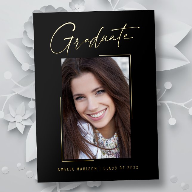 Moderne minimale, einzigartige Ink Script Graduate Folieneinladung (Von Creator hochgeladen)