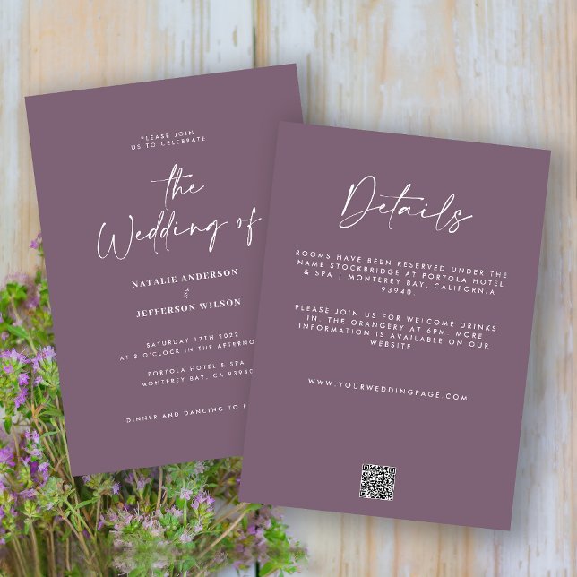 Moderne minimale lila Detail QR Code Hochzeit Einladung (Elegant modern minimal simple purple wedding invitation)
