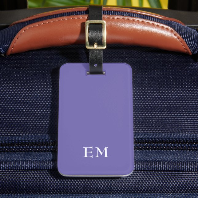Moderne minimale Lila Mit Monogramm Initialen Gepäckanhänger (Vorderseite Insitu 2)