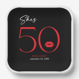 Moderne minimale rote Lippen Sie ist fünfzig Gebur Pappteller