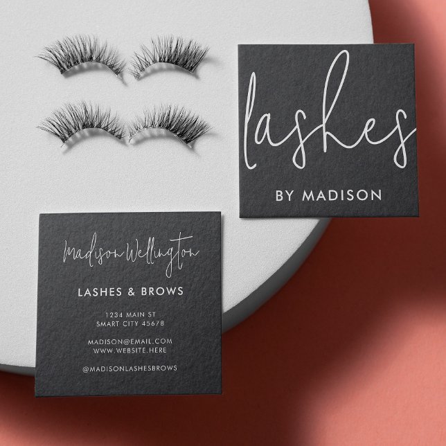 Moderne minimale Schwarz-Script-Beauty-Lashes Quadratische Visitenkarte (Von Creator hochgeladen)