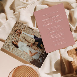 Moderne Minimalistische Dusty Rose Foto-Hochzeit Einladung