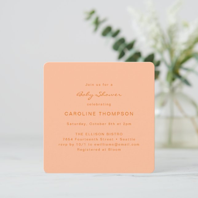 Moderne Minimalistische, einfache Babydusche Peach Einladung (Stehend Vorderseite)