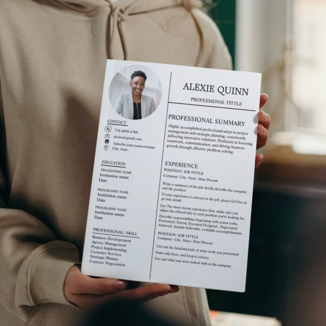 Moderne Minimalistische Foto Beruflich Resume Card Einladung (Von Creator hochgeladen)