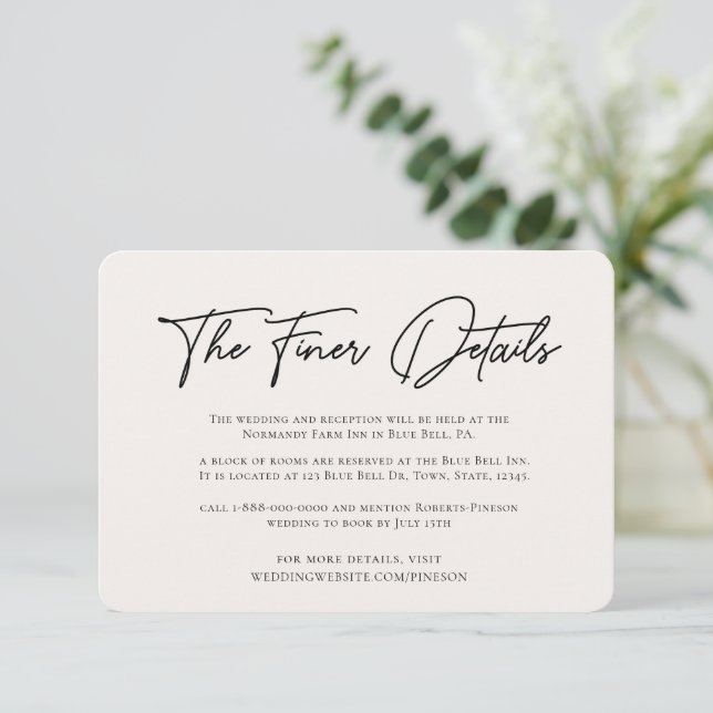 Moderne Minimalistische Hochzeitskarte Einladung (Stehend Vorderseite)