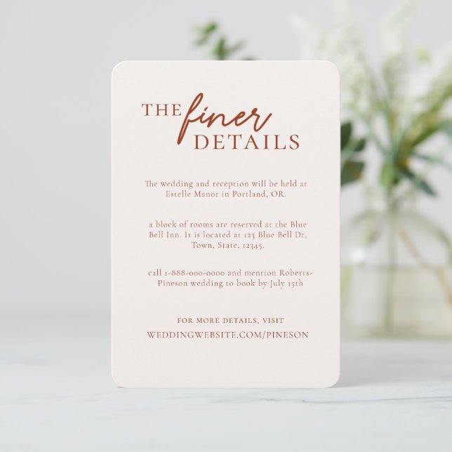 Moderne Minimalistische Hochzeitskarte Einladung (Stehend Vorderseite)