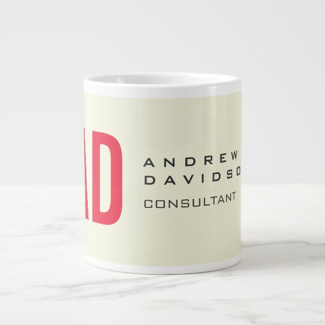 Moderne Minimalistische Initialen Rotes Monogramm  Jumbo-Tasse (Vorderseite)