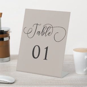 Moderne minimalistische Kalligrafie-Tischnummern Sockelschild