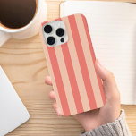 Moderne Minimalistische Korallen - Beige Streifen iPhone 14 Hülle<br><div class="desc">Modernes minimalistisches Korallenbeige-Muster</div>