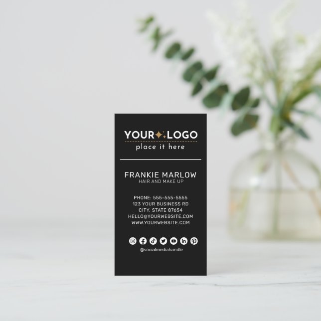Moderne Minimalistische Logo-Social Media Schwarz Visitenkarte (Stehend Vorderseite)