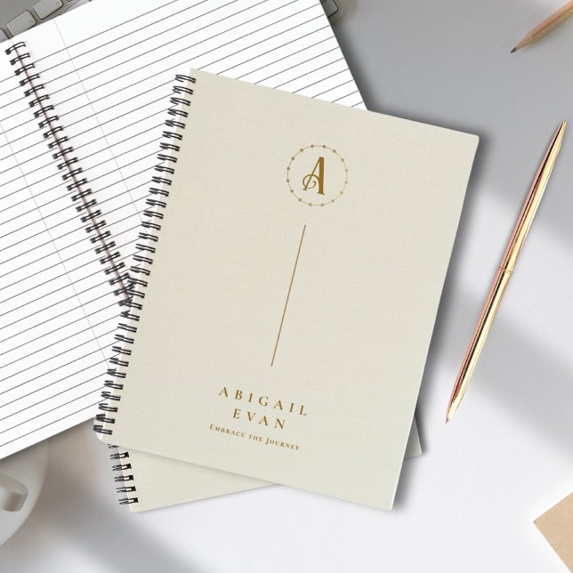 Moderne Minimalistische Monogram Gold und Creme Sp Notizbuch (Modern Minimalist Monogram Gold and cream Spiral Notebook)