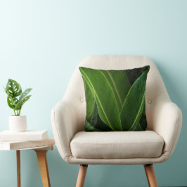 Moderne minimalistische Natur - Grünes tropisches  Kissen
