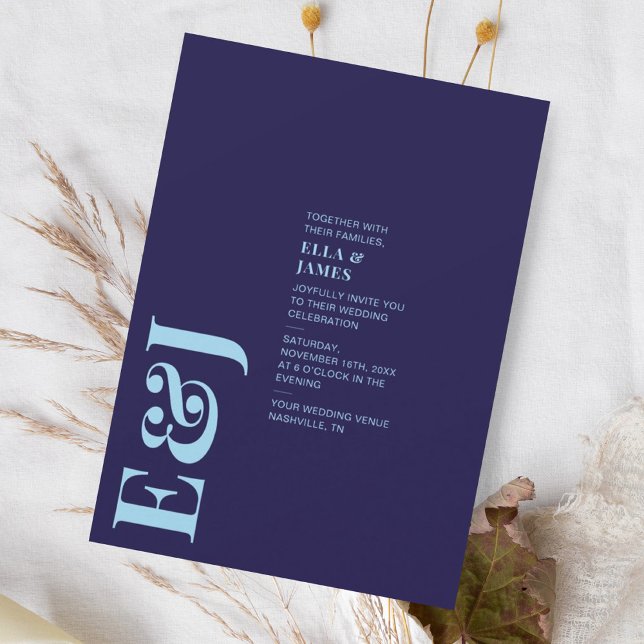 Moderne Minimalistische Navy Blue Monogram Wedding Einladung (Von Creator hochgeladen)