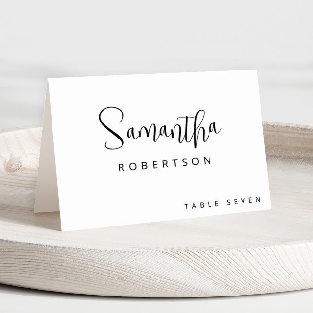 Moderne, Minimalistische Platzkarte Tischnummer (Simple black and white calligraphy place card)