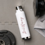 Moderne Minimalistische Schrift Personalisiert Trinkflasche<br><div class="desc">Gib einem Freund diese Personalisierte moderne Minimalistische Wasserflasche! Perfekt,  um unterwegs zu sein! Verschiedene Farboptionen sind verfügbar.</div>