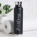 Moderne Minimalistische Schrift Personalisiert Trinkflasche<br><div class="desc">Gib einem Freund diese Personalisierte moderne Minimalistische Wasserflasche! Perfekt,  um unterwegs zu sein! Verschiedene Farboptionen sind verfügbar.</div>