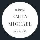 Moderne Minimalistische Schwarz-Weiß-Hochzeit Runder Aufkleber<br><div class="desc">Moderner,  minimalistischer Aufkleber mit schwarz-weißer Gastgeschenk Hochzeit. Personalisieren Sie alle Texte und Farben in diesem einfachen und modernen Hochzeitsdesign.</div>