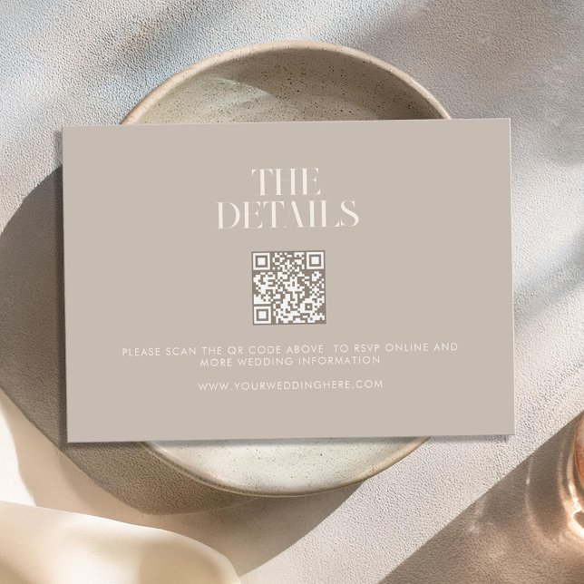 Moderne Minimalistische Taupe Beige Chic Wedding Begleitkarte (Von Creator hochgeladen)