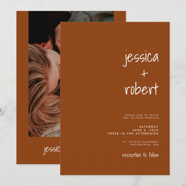 Moderne Minimalistische Terracotta Foto Hochzeit Einladung (Vorne/Hinten)