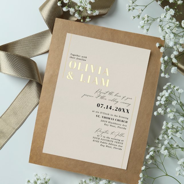 Moderne Minimalistische Typografie Wedding Taupe G Folieneinladung (Von Creator hochgeladen)