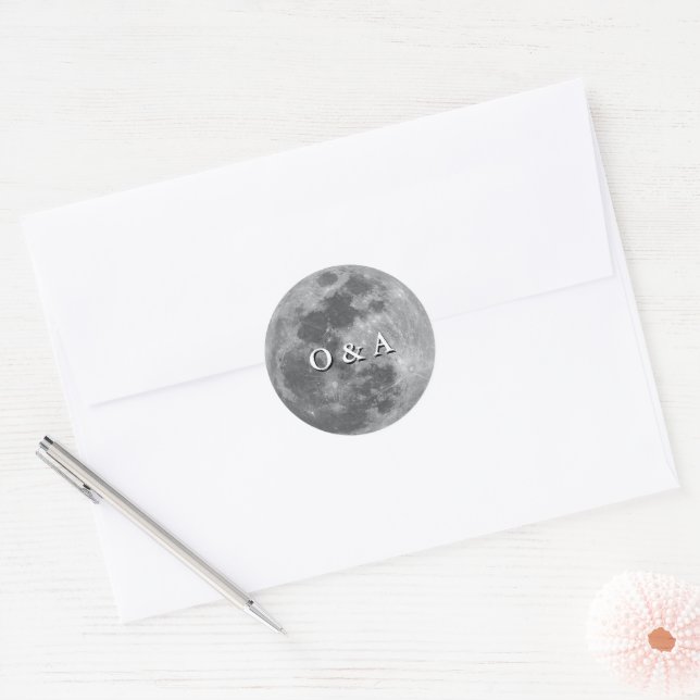 Moderne Mongram Full Moon Wedding Runder Aufkleber (Umschlag)