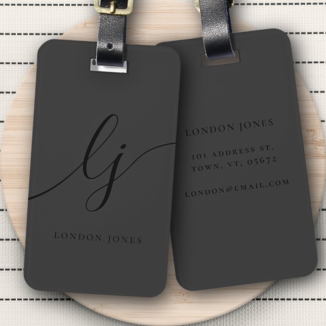 Moderne Monogram Black Calligraphy Elegante Script Gepäckanhänger (Von Creator hochgeladen)