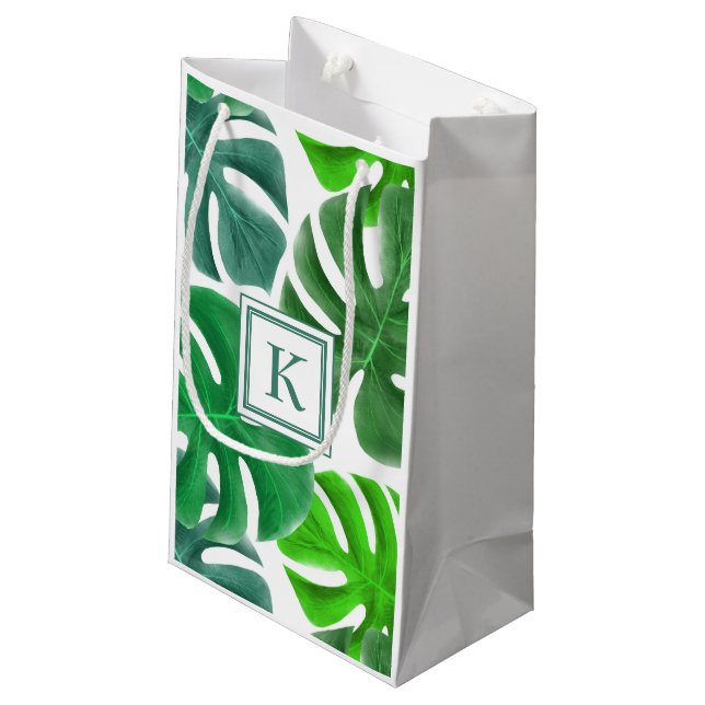 Moderne Monogram Green Botanical Palm Blätter Kleine Geschenktüte (Rückseite Schrägansicht)