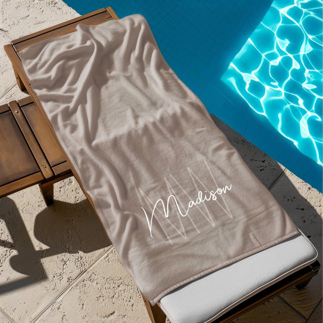 Moderne Monogram Name Script Taupe Strandtuch (Modern Monogram Name Script Taupe Beach Towel)