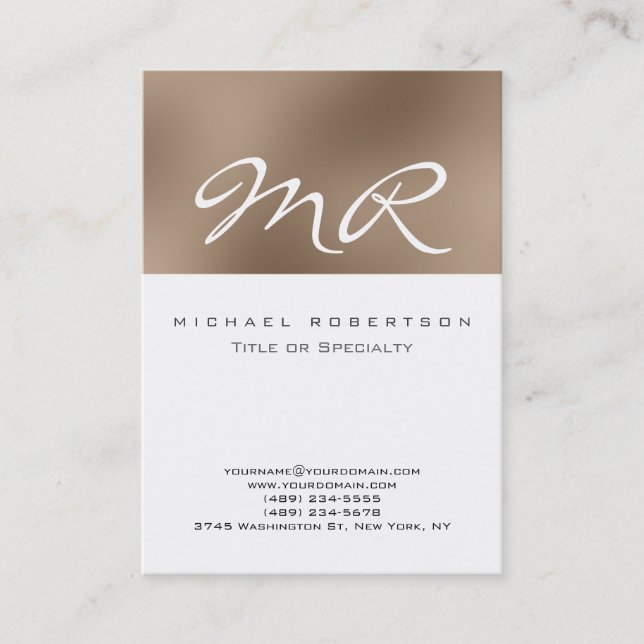 Moderne Monogram White Beige Clean Business Card Visitenkarte (Vorderseite)
