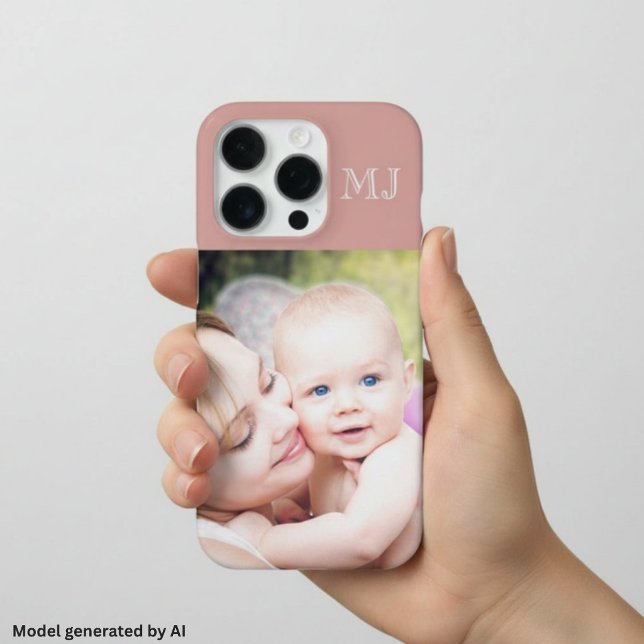 Moderne Monogramm 1 Foto Dusty Rose iPhone 16 Pro Hülle (Von Creator hochgeladen)