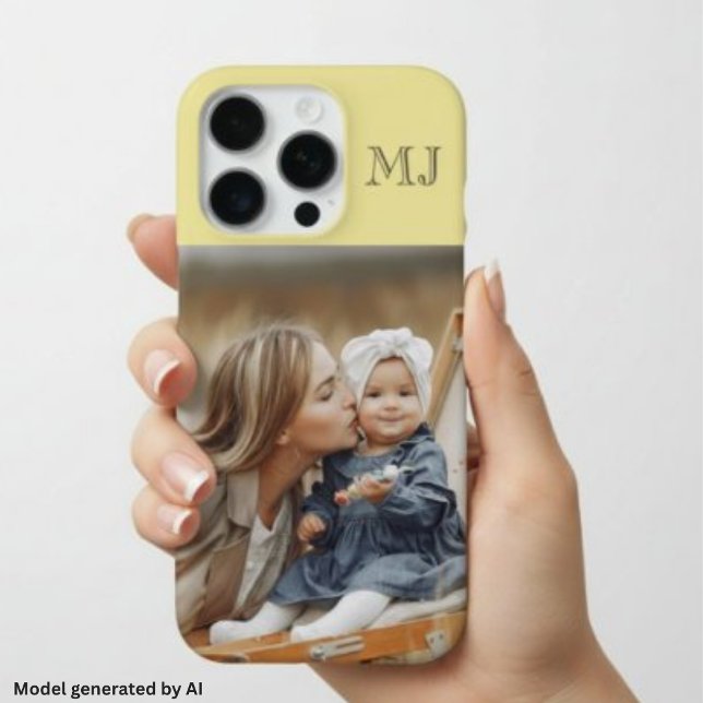 Moderne Monogramm 1 Foto Softgelb iPhone 16 Pro Hülle (Von Creator hochgeladen)
