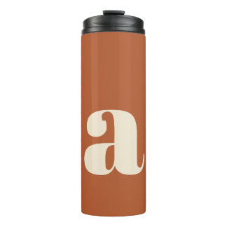 Moderne Monogramm-Anfangsbuchstaben in Rost und Cr Thermosbecher