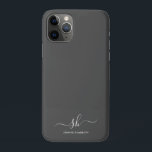 Moderne Monogramm Elegante Kalligraphie Personalis Case-Mate iPhone Hülle<br><div class="desc">Modernes,  persönliches Monogramm iPhone Gehäuse mit trendiger Skriptkalligraphie und minimalistischem Typografie-Design. Dies ist die Elfenbein-Holzkohle-graue Version.</div>