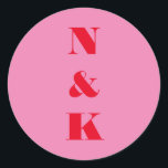 Moderne Monogramm fett helle Rosa Hochzeit Runder Aufkleber<br><div class="desc">Moderne ästhetische Monogram Bold Typografy Wedding Classic Round Sticker in Rosa und Rot</div>
