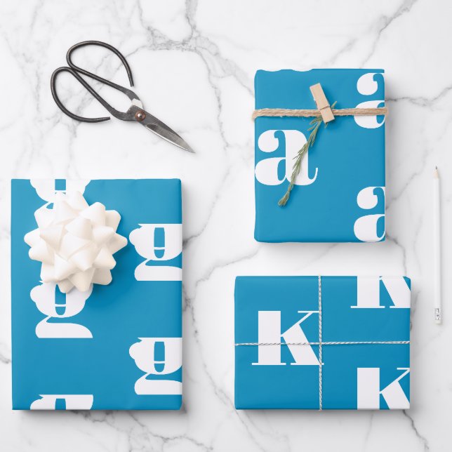 Moderne monogramm hellblaue Farbe Erstaufnahme Geschenkpapier Set (Vorderseite)