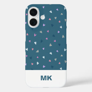 Moderne Monogramm-iPhone-Hülle mit Herzen iPhone 16 Hülle