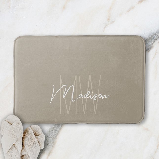 Moderne Monogramm Name Script Beige Badematte (Modern Monogram Name Script Beige Bath Mat)
