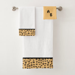 Moderne Monogramm- und Leopardenmuster Badhandtuch Set