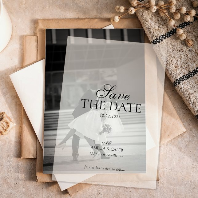 Moderne monogrammierte Foto-Hochzeit Save the Date (Von Creator hochgeladen)