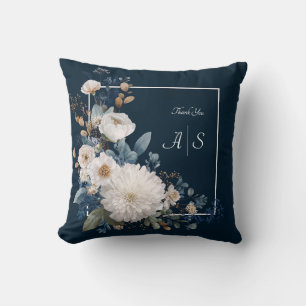 Moderne Moody Floral Navy Blau Weiße Pfingstrose Kissen