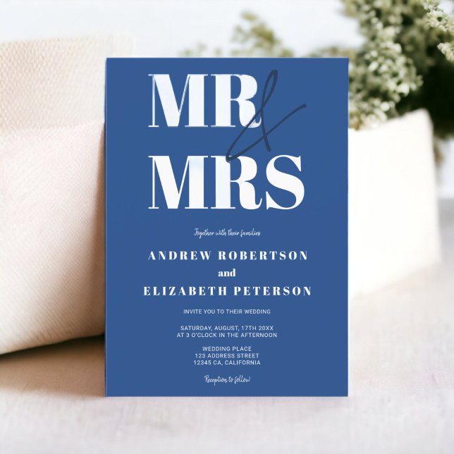 Moderne mutige Mr. Script schick blauen Foto Hochz Einladung (Modern bold Mr Mrs script chic blue photo wedding Invitation)
