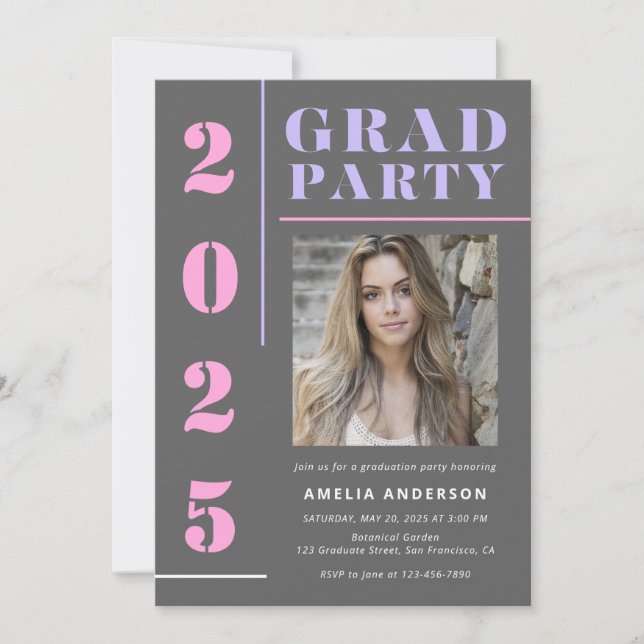 Moderne, mutige Typografie Gray Foto Graduation Pa Einladung (Vorderseite)