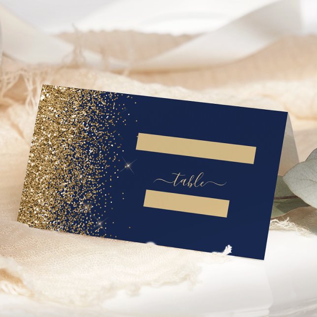 Moderne Navy Blue Gold Glitzer Edge Wedding Platzkarte (Von Creator hochgeladen)