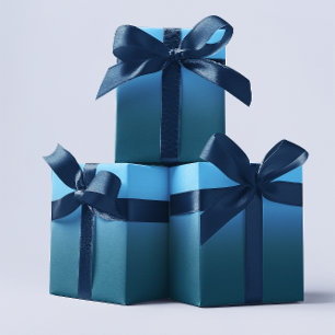 Moderne Ombre in Himmel- und Ozeanblau Geschenkpapier