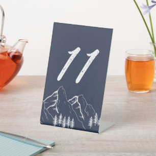 Moderne Outdoor Mountain Pine Tischnummer Sockelschild