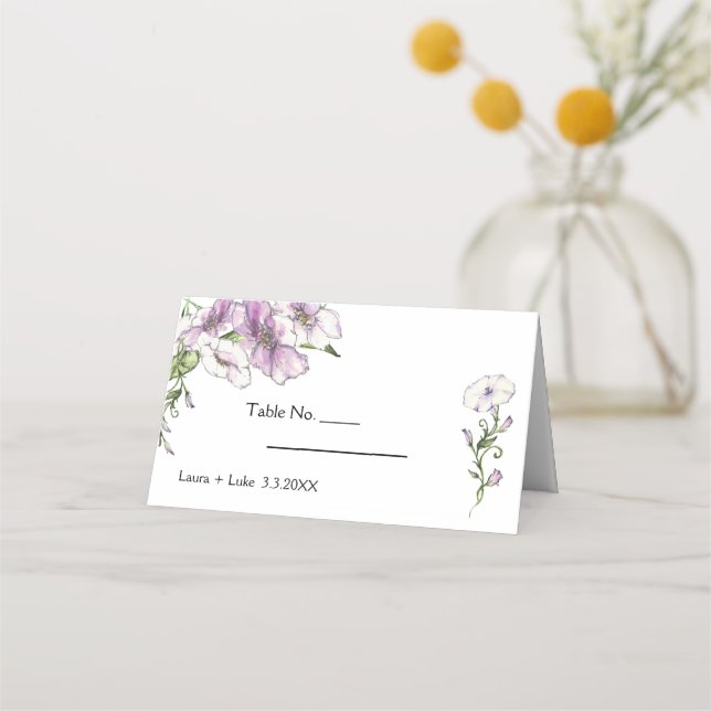 Moderne Pansy Wedding Platzkarte (Vorderseite)